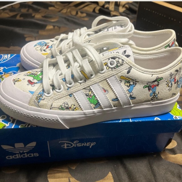 Adidas Goofy shoes men’s size 8 - Picture 1 of 5